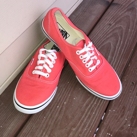 Vans Shoes - Women’s Vans